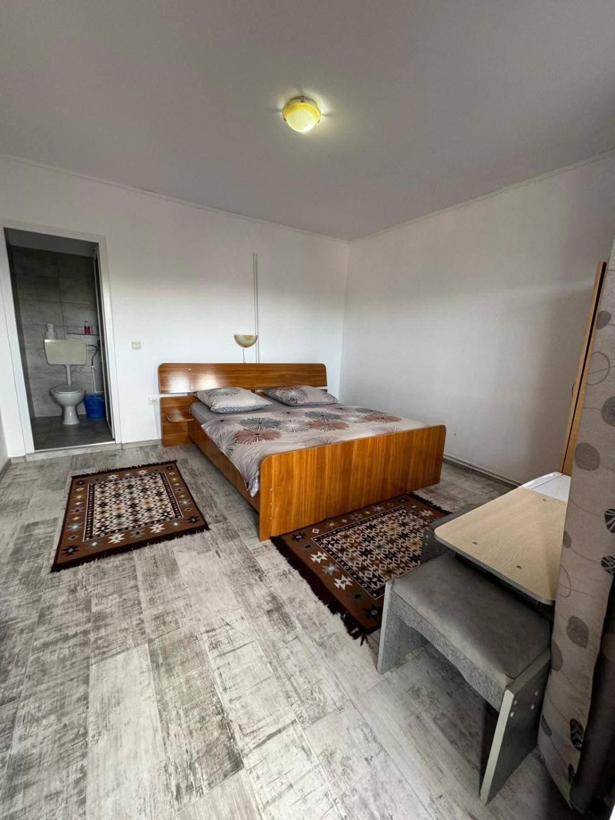 Hotel Cris & Mona Săpînţa Exteriér fotografie