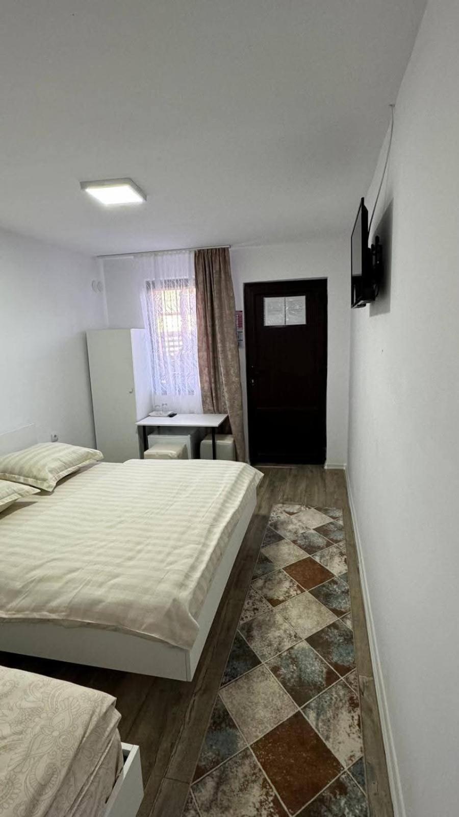 Hotel Cris & Mona Săpînţa Exteriér fotografie