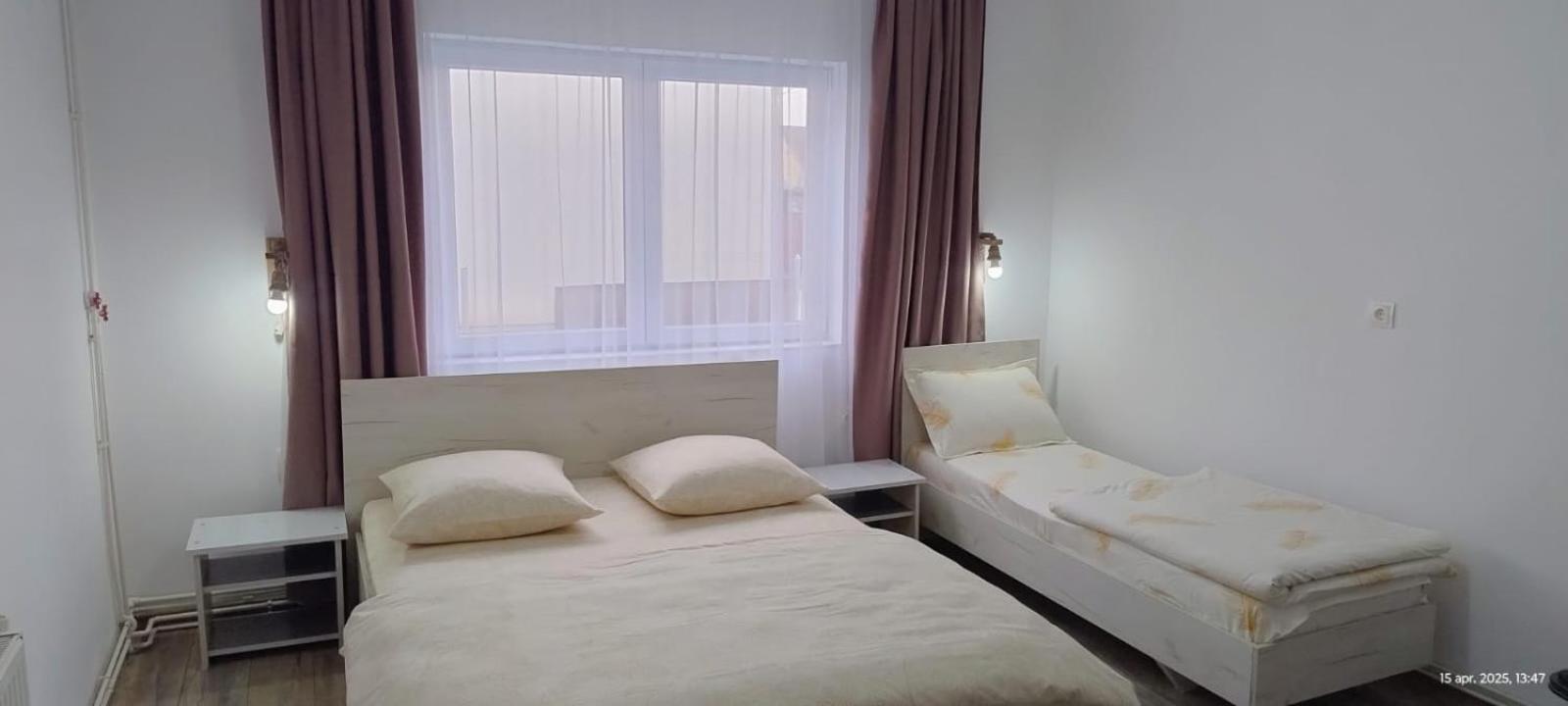Hotel Cris & Mona Săpînţa Exteriér fotografie
